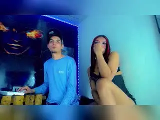 Xlovecam Best live sex cam show of LuxeCouple