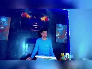 Xlovecam Free Porn Cam of LuxeCouple
