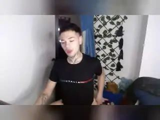 Xlovecam Free Live Porn of MarceloMilk