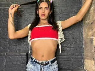 Xlovecam Free Live Porn of MaraSummers