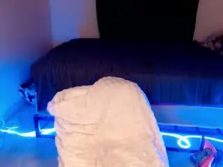Xlovecam Nude Webcam of SquirterTs