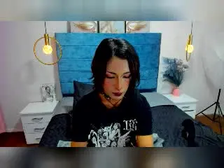 Xlovecam Watch Live Sex Cams of NoemiSky