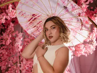 Xlovecam Live Porn of TommyTS