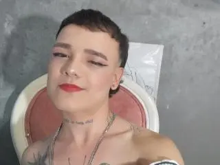 Xlovecam Best live sex cam show of HeidySumers
