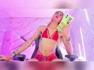 Xlovecam Sex Cam of StyleQueenX