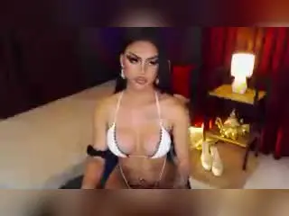 Xlovecam Adult Webcams of PrimeTimeQueen