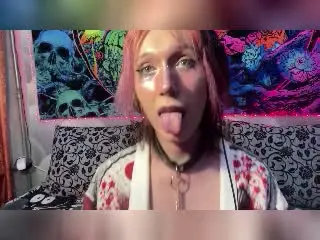 Xlovecam Nude Webcam of DarlineHalasz