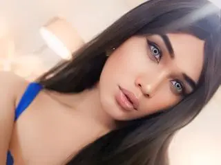 Xlovecam Free Live Porn of AlluringAmelia