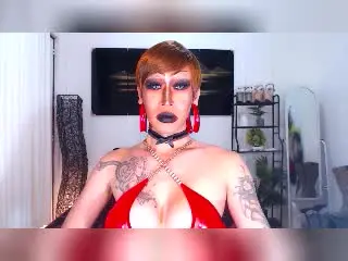Xlovecam Sex Cam of QueenOfMajestique