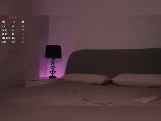 Xlovecam Live Sex Cam of SexyBellaTs