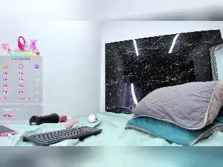 Xlovecam Sex Cam of PamelaKander