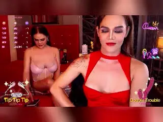 Xlovecam Free Live Porn of TwoBombShell