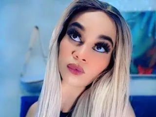 Xlovecam Sex Cam of KateHadid