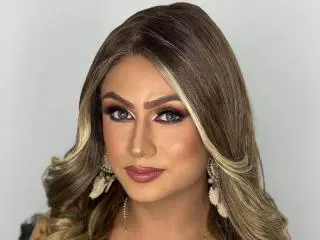 Xlovecam Sex Cam of QueenMelodyX
